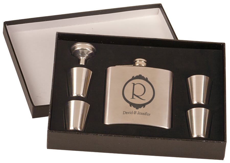 Flask gift set with four shot glasses